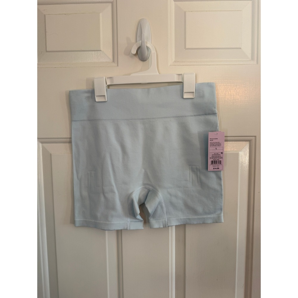 Wild Fable Womens Seamless Ribbed Bike Shorts Light Aqua Blue Large NWT